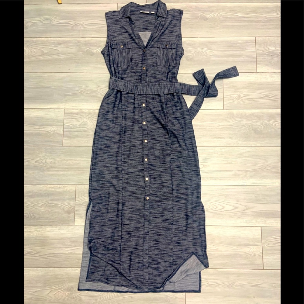 NY&Co Sleeveless Gray and Black Maxi Dress 🖤
